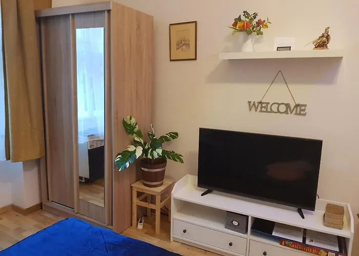 Get Prague Flat Slovenska